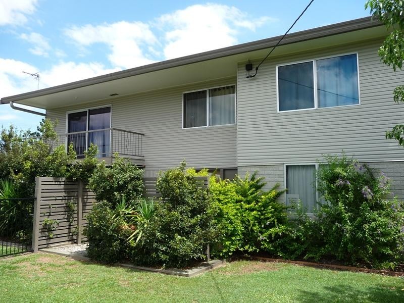 73 Peachester Road, Beerwah QLD 4519