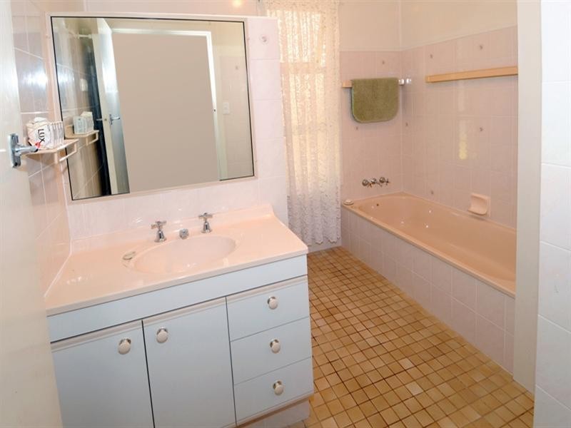 45 Esplanade, Golden Beach QLD 4551