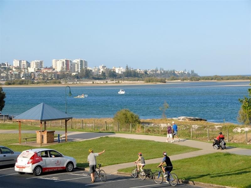 45 Esplanade, Golden Beach QLD 4551