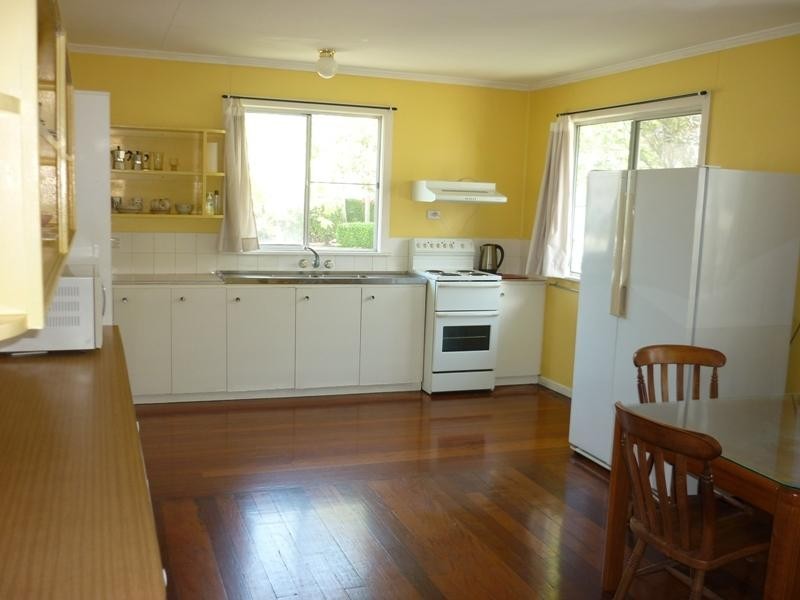 2 Kitchener Street, Golden Beach QLD 4551