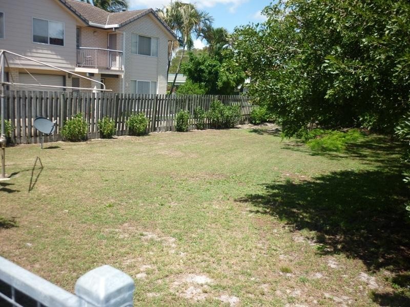 2 Kitchener Street, Golden Beach QLD 4551