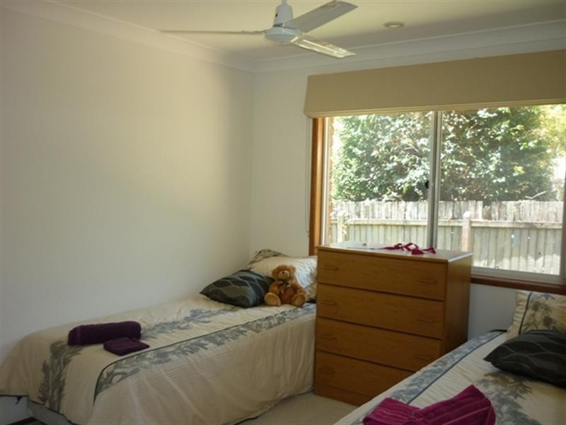 8 Flamingo Street, Little Mountain QLD 4551