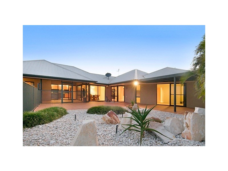 28 Wallaby Circuit, Pelican Waters QLD 4551