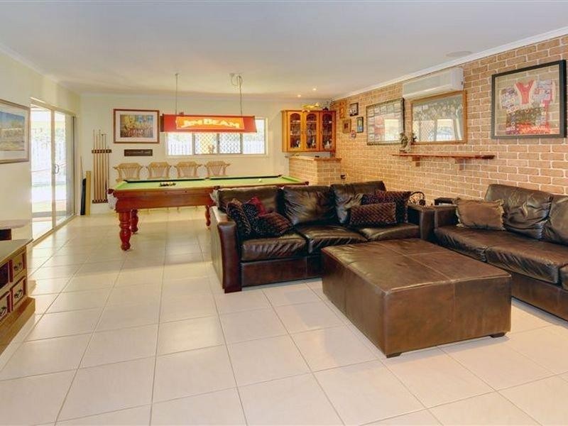 19 Somerset Lane, Little Mountain QLD 4551