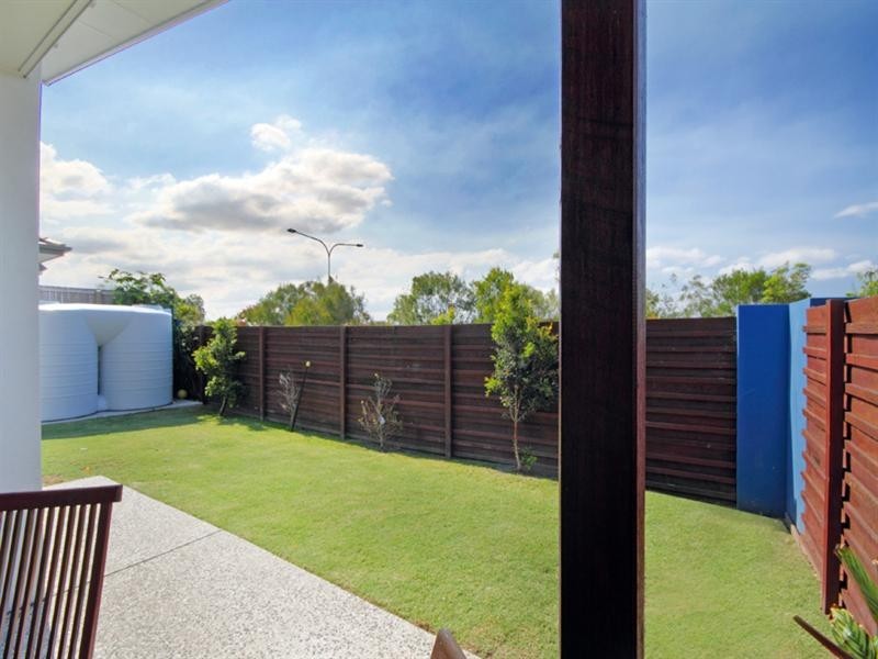 2 Little Tree Lane, Little Mountain QLD 4551