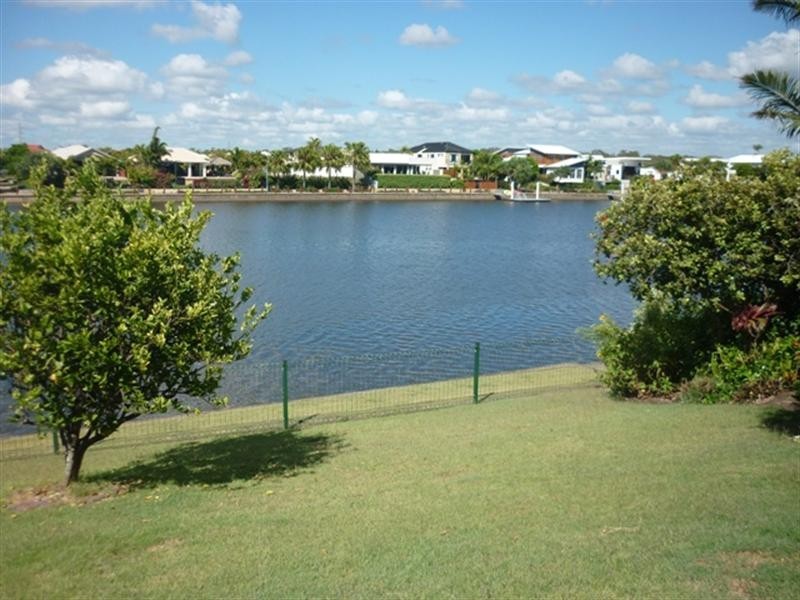 173/2 “The Palms” Melody Court, Warana QLD 4575