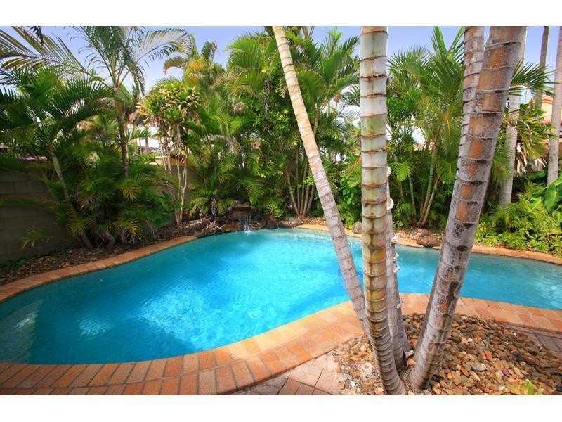 11 beachcomber Court, Bokarina QLD 4575