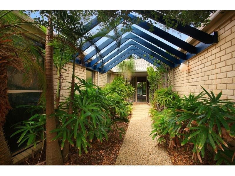 11 beachcomber Court, Bokarina QLD 4575