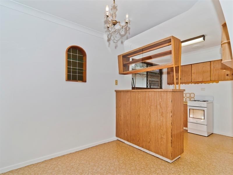 112 Coronation Avenue, Golden Beach QLD 4551