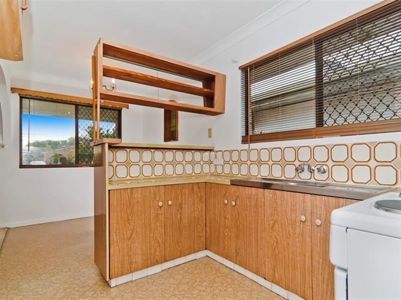 112 Coronation Avenue, Golden Beach QLD 4551