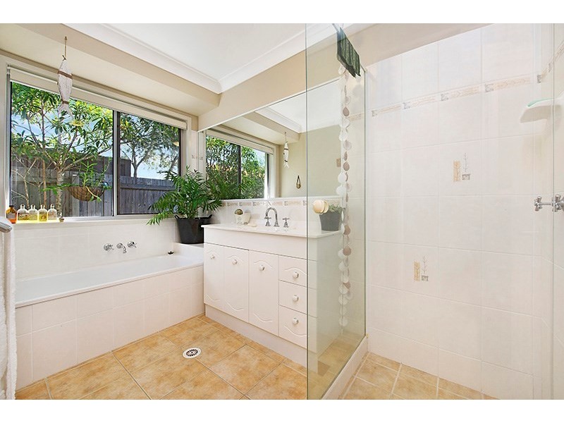 3 Edlundh Court, Pelican Waters QLD 4551