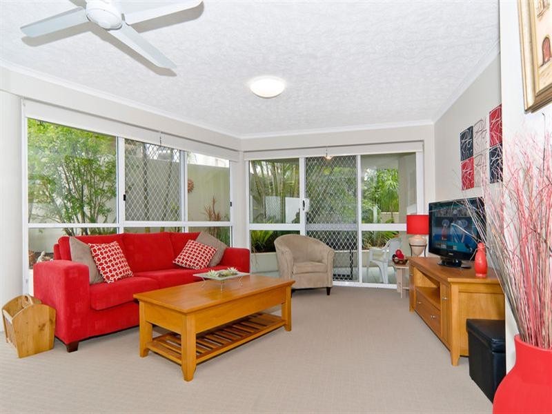 Unit 2 ‘Pumicestone Apartments’ 63 Lower Gay Terrace, Caloundra QLD 4551