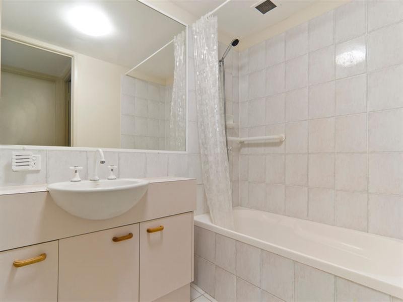 Unit 2 ‘Pumicestone Apartments’ 63 Lower Gay Terrace, Caloundra QLD 4551