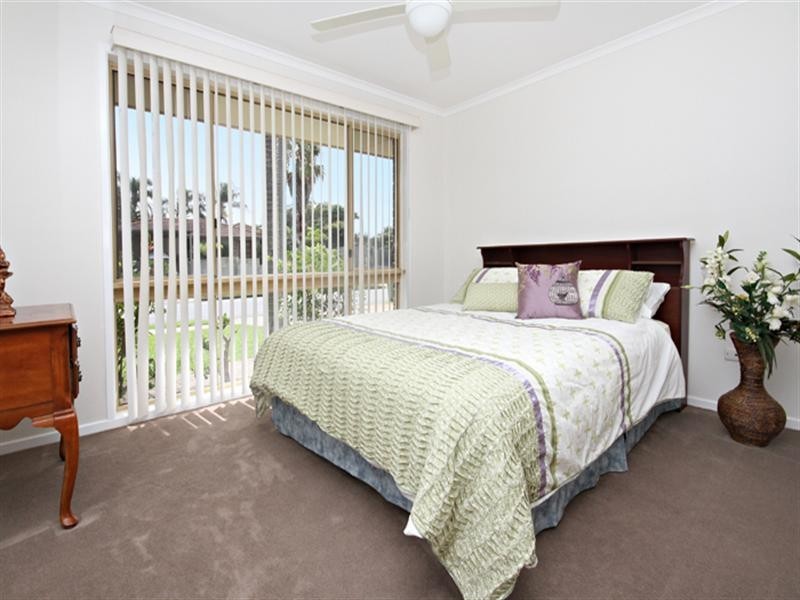 2 Peacock Crescent, Bokarina QLD 4575