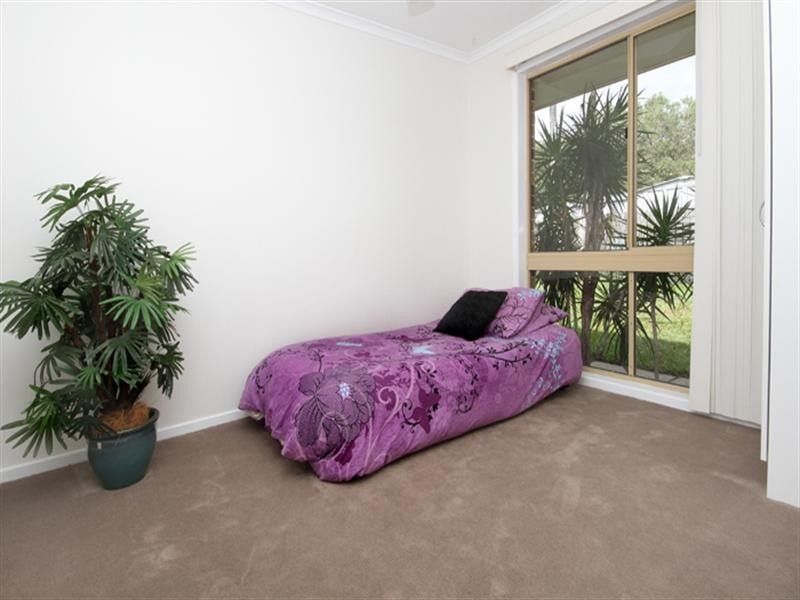 2 Peacock Crescent, Bokarina QLD 4575