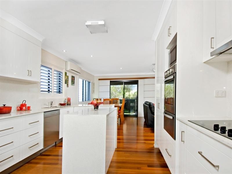 31 Theresa Street, Golden Beach QLD 4551