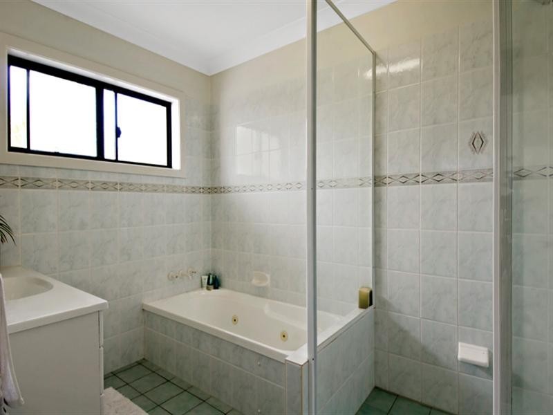 31 Theresa Street, Golden Beach QLD 4551