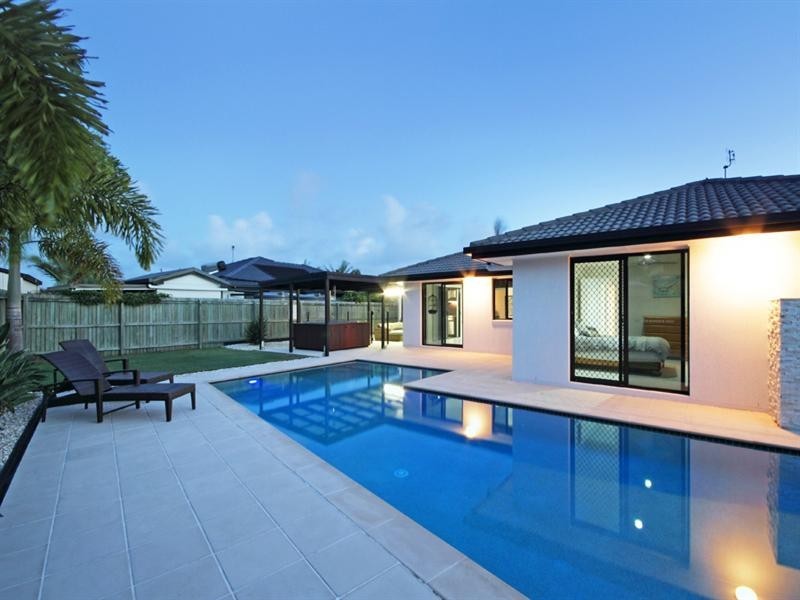 3 Lang Street, Pelican Waters QLD 4551