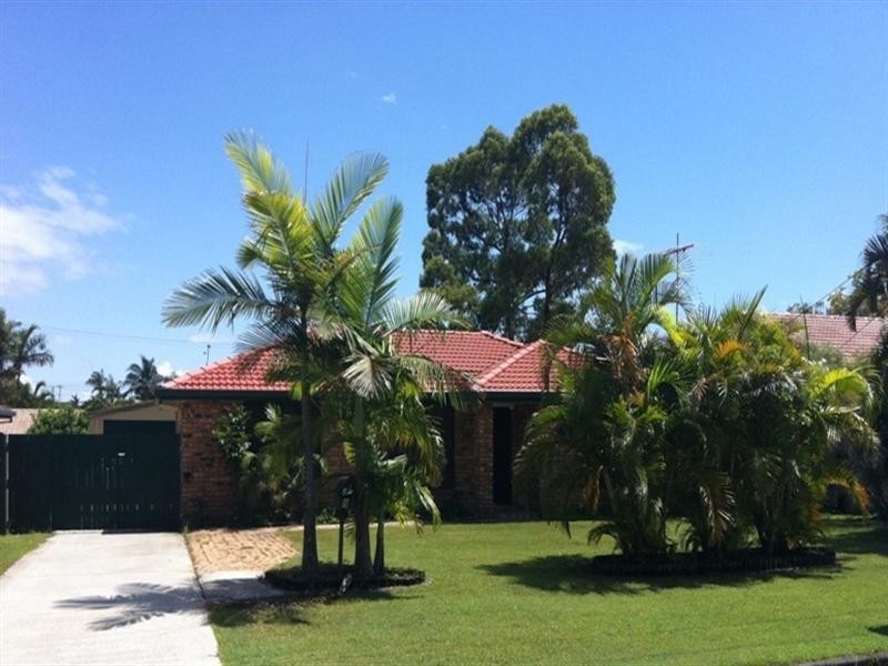 9 Juno Drive, Aroona QLD 4551