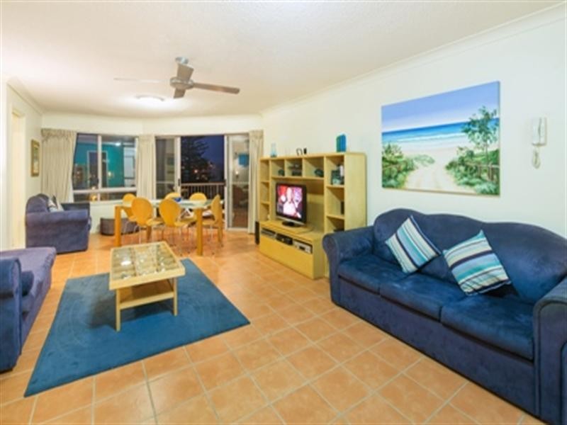 Unit 12 ‘Pandanus Shores’ via Dingle Avenue, Kings Beach QLD 4551
