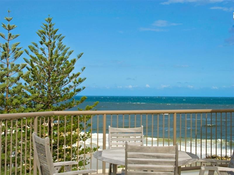 Unit 12 ‘Pandanus Shores’ via Dingle Avenue, Kings Beach QLD 4551