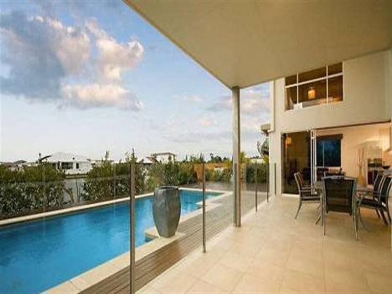 4 Columba Place, Pelican Waters QLD 4551