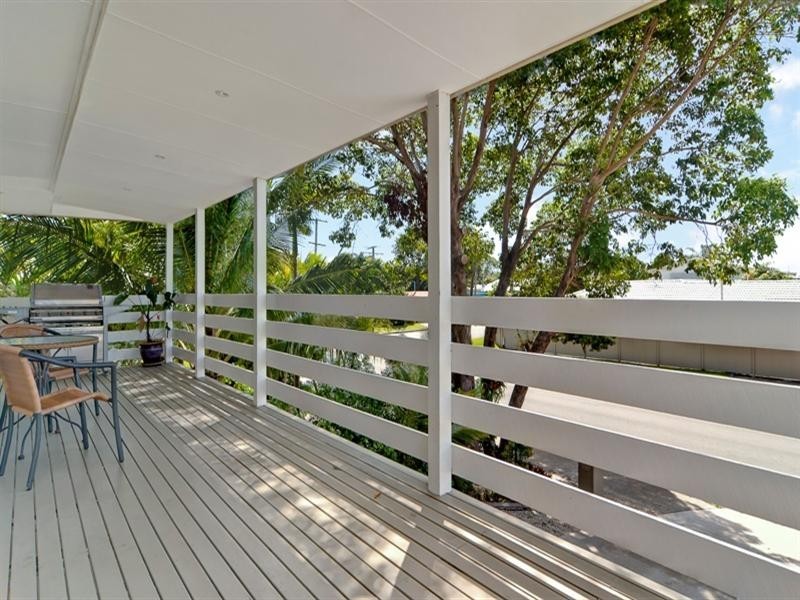 114 Westminster Avenue, Golden Beach QLD 4551