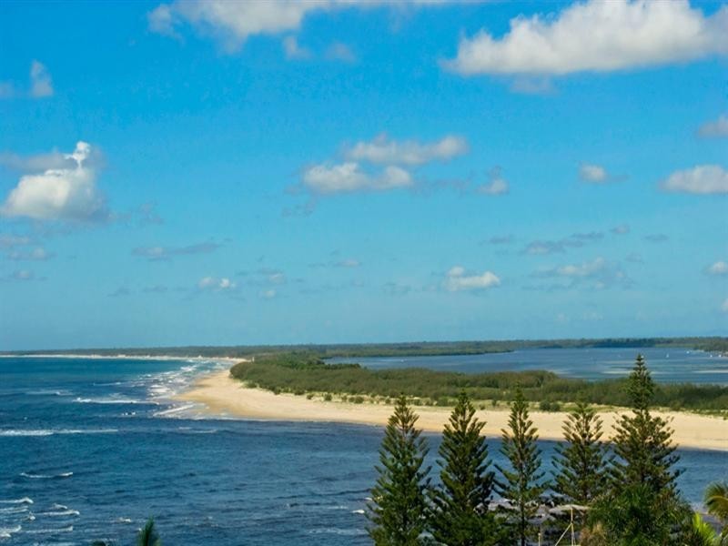 Unit 2052 ‘Aspect’ 80 Lower Gay Terrace, Caloundra QLD 4551
