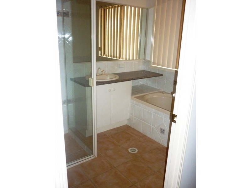 6 Investigator Place, Pelican Waters QLD 4551