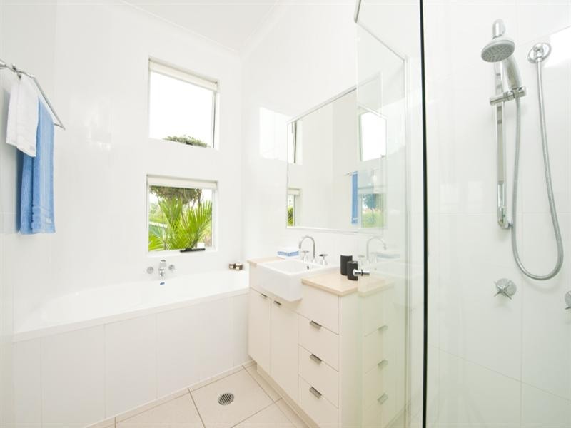 18 Bennett Street, Moffat Beach QLD 4551