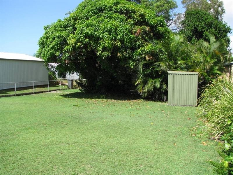 8 Birdwood Street, Golden Beach QLD 4551