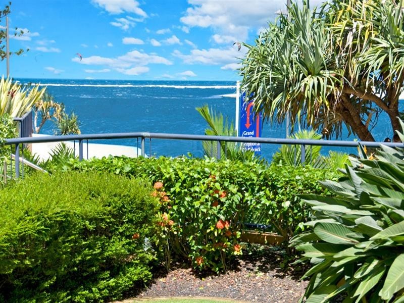 Unit 10 ‘Grand Pacific’ 38 Bulcock Beach Esplanade, Caloundra QLD 4551