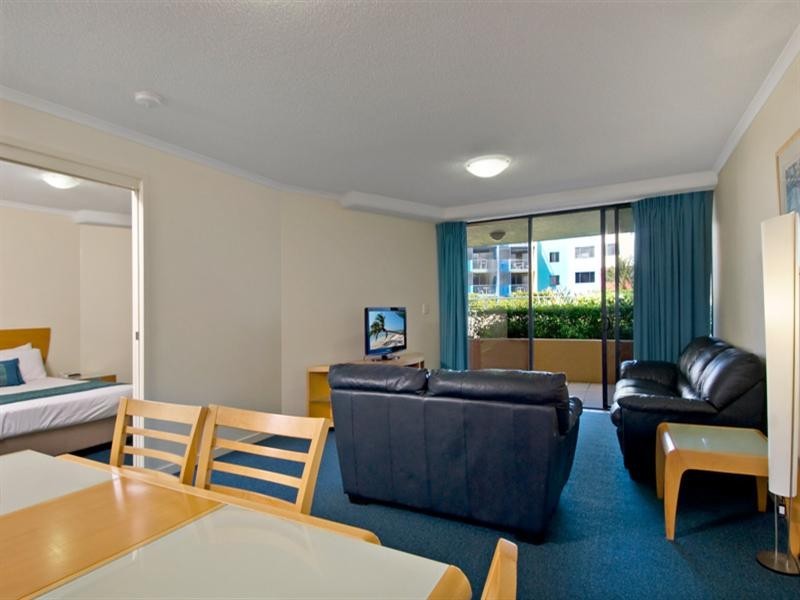 Unit 10 ‘Grand Pacific’ 38 Bulcock Beach Esplanade, Caloundra QLD 4551