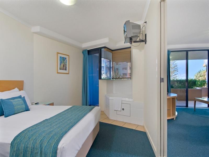 Unit 10 ‘Grand Pacific’ 38 Bulcock Beach Esplanade, Caloundra QLD 4551