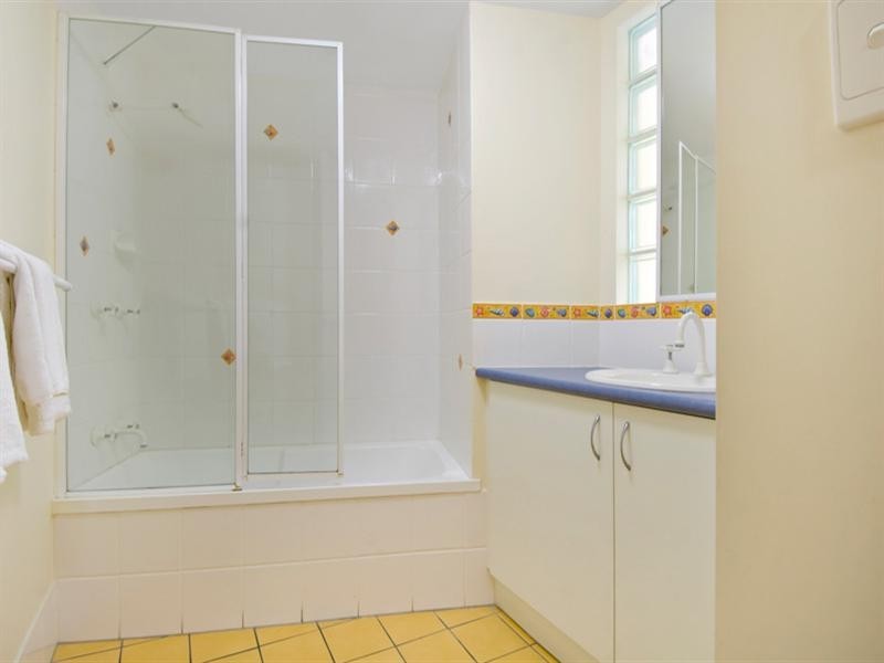 Unit 10 ‘Grand Pacific’ 38 Bulcock Beach Esplanade, Caloundra QLD 4551