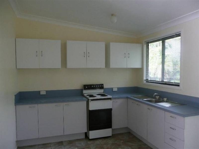 6 Montrose Street, Beerwah QLD 4519