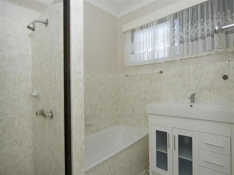 18 Gerrybell Street, Golden Beach QLD 4551