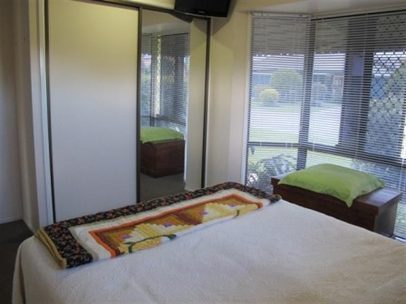 184/2 Melody Court, Warana QLD 4575