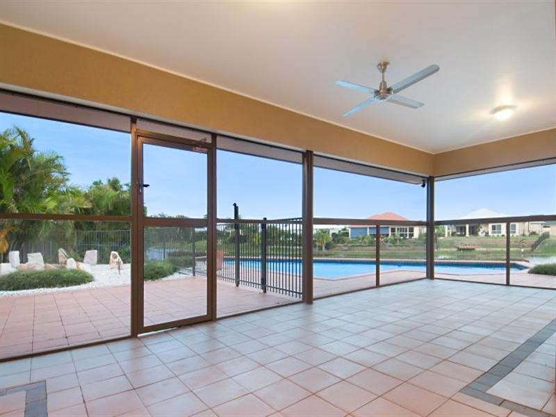 28 Wallaby Circuit, Pelican Waters QLD 4551