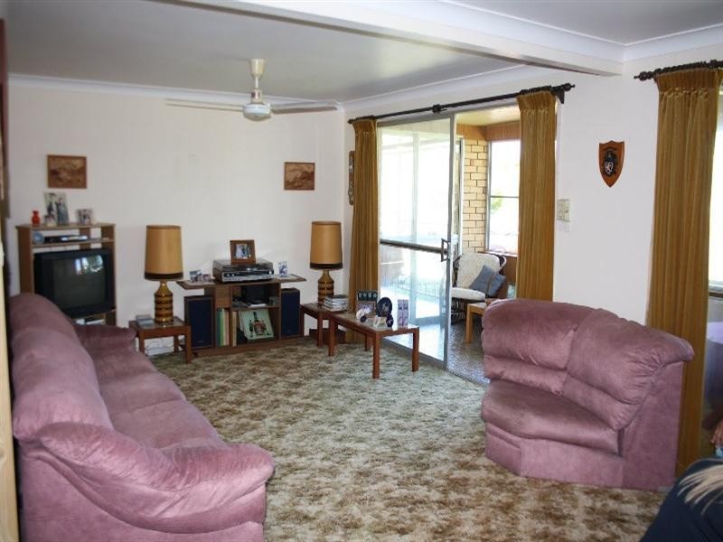 11 Michael Street, Golden Beach QLD 4551