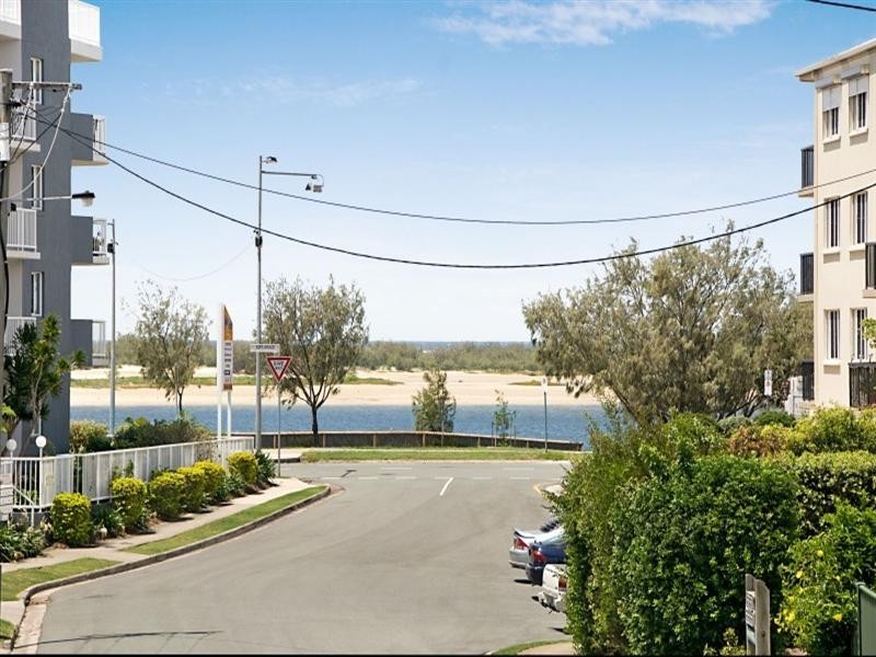 26 Kennedy Parade, Golden Beach QLD 4551