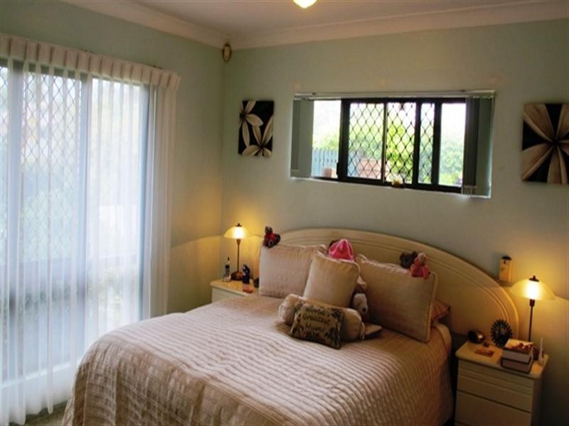 32 Kookaburra Crescent, Bokarina QLD 4575