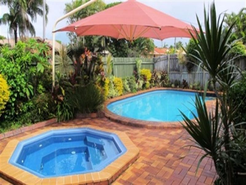 32 Kookaburra Crescent, Bokarina QLD 4575