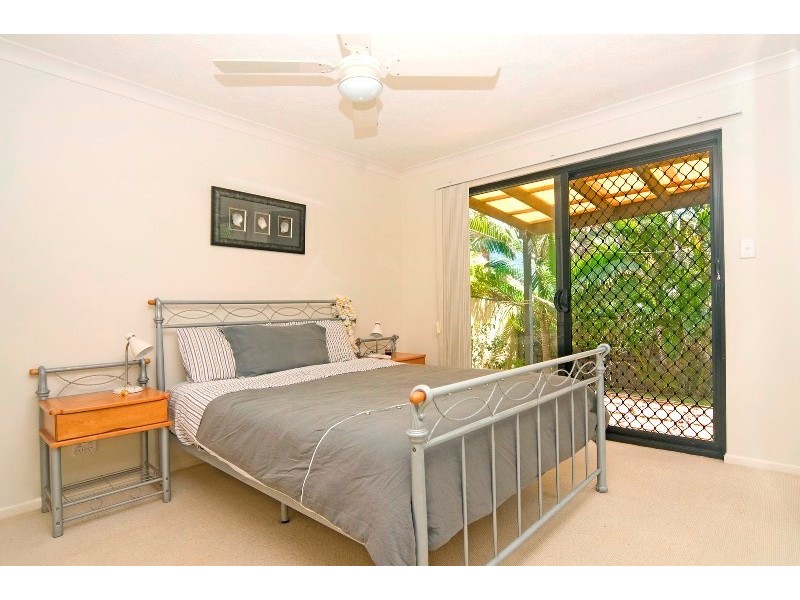 2/104 Pacific Boulevard, Buddina QLD 4575