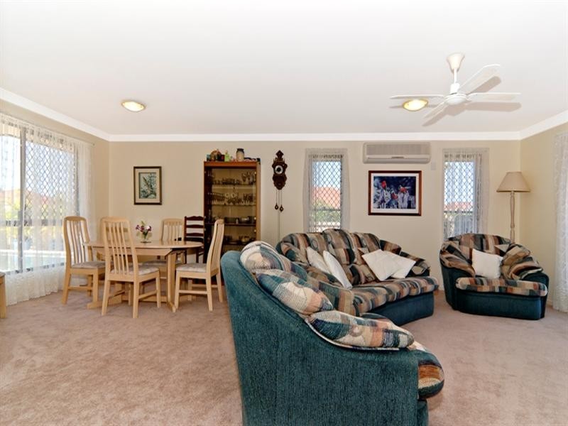 2 Lang Street, Pelican Waters QLD 4551