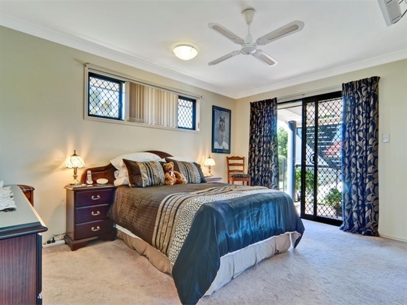 2 Lang Street, Pelican Waters QLD 4551