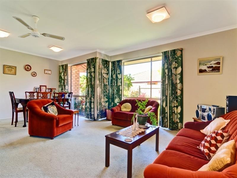 5 Michael Street, Golden Beach QLD 4551