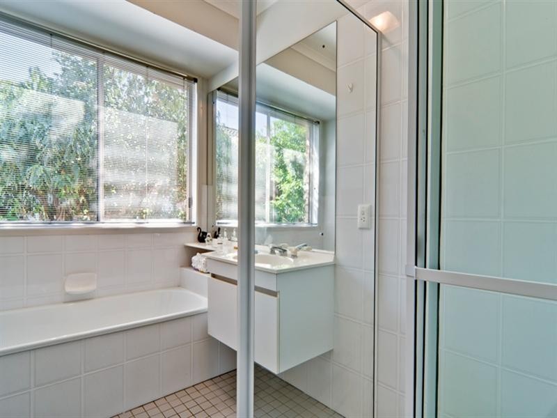 5 Michael Street, Golden Beach QLD 4551