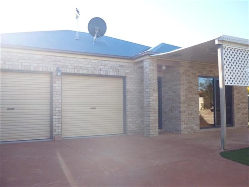 7 Galway Street, Caloundra West QLD 4551