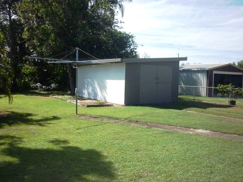 17 Drake Street, Golden Beach QLD 4551